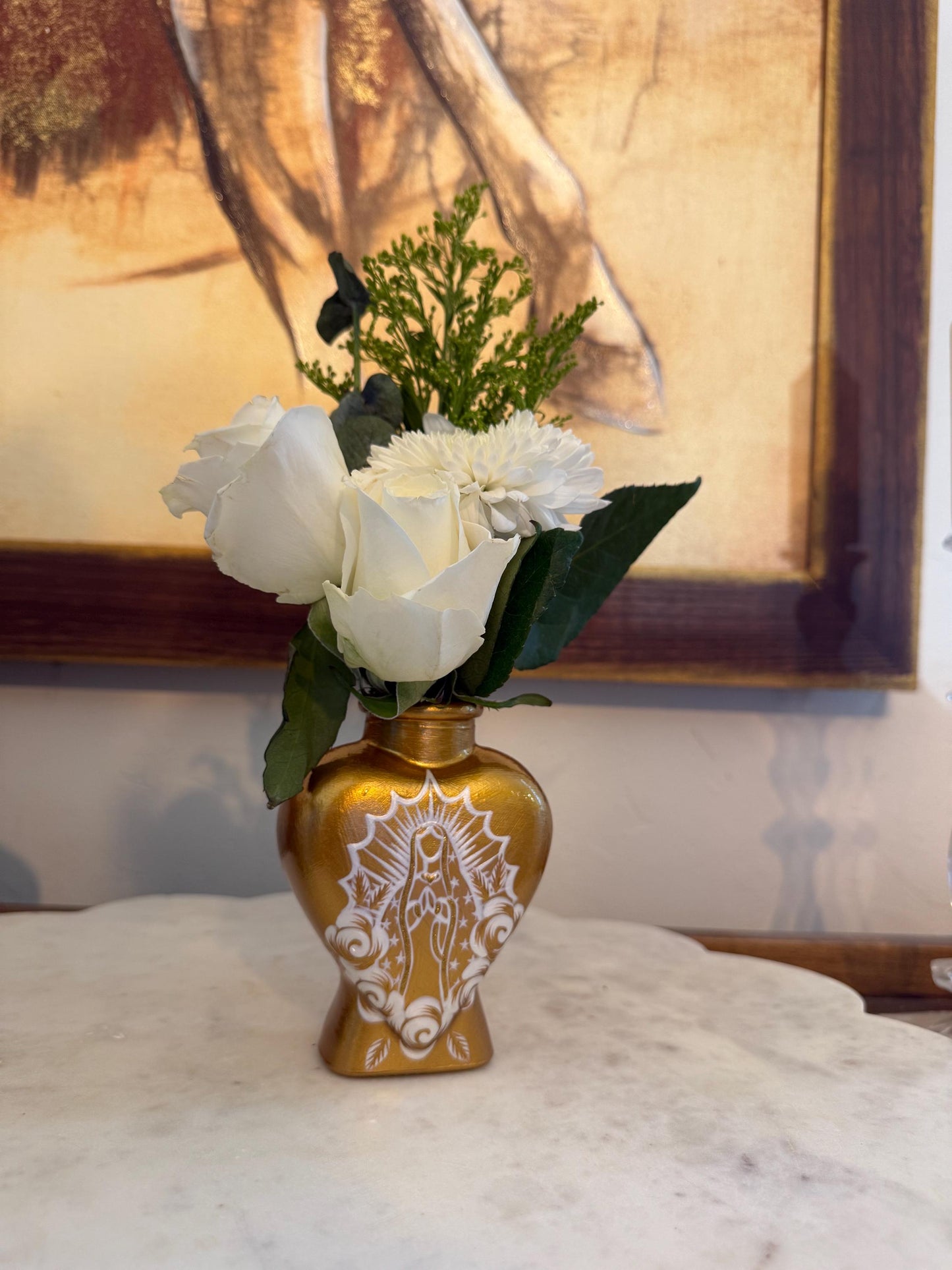 Virgencita en Oro heart vase