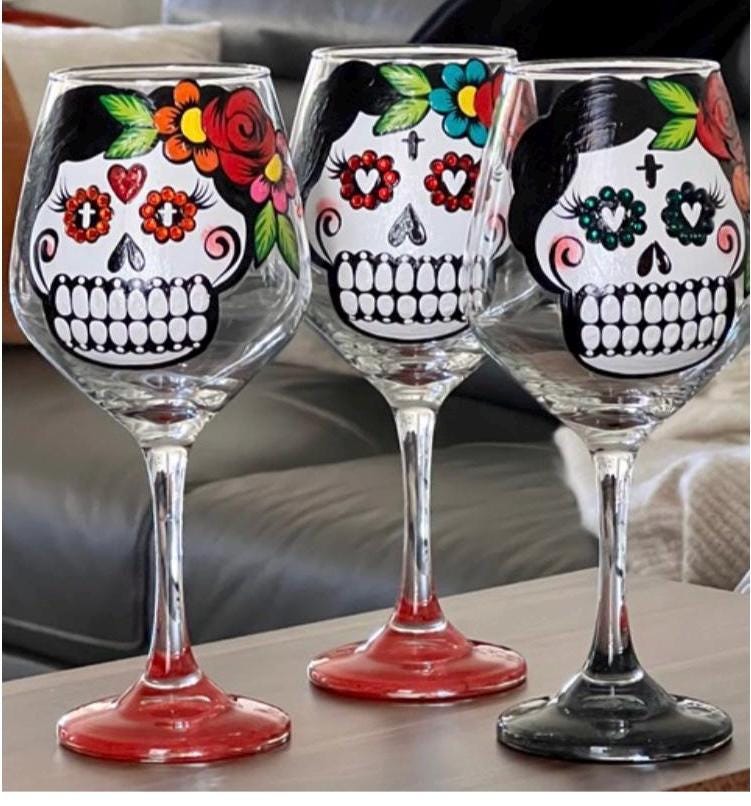 Día de los Muertos wine glass